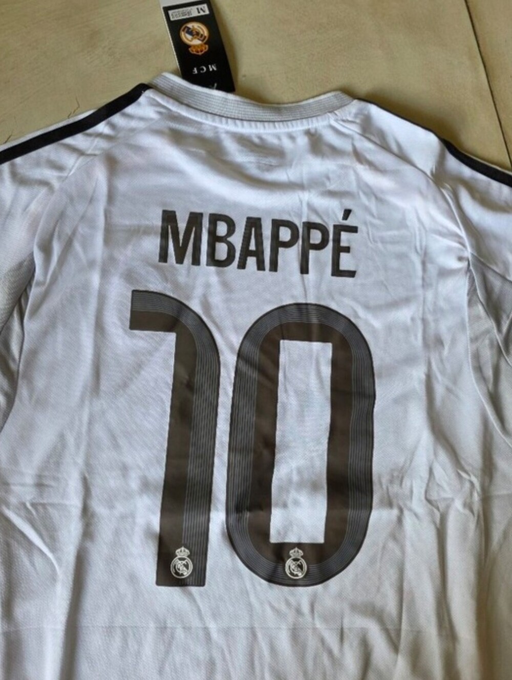 NWT Real Madrid Mbappé #10 Home Soccer Jersey Size M